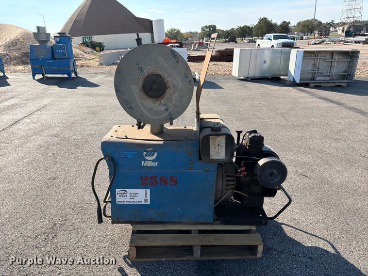 image for item FK3953 Miller Blue Star 2E welder