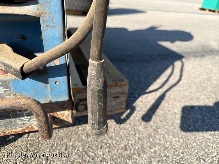 image for item FK3953 Miller Blue Star 2E welder