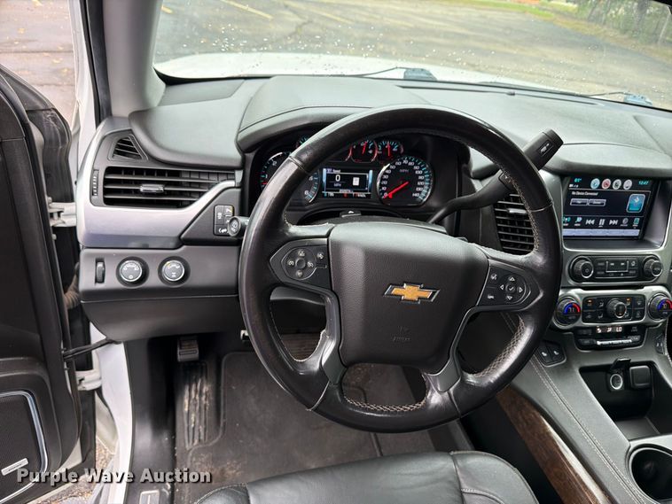image for item DO5955 2020 Chevrolet Suburban SUV