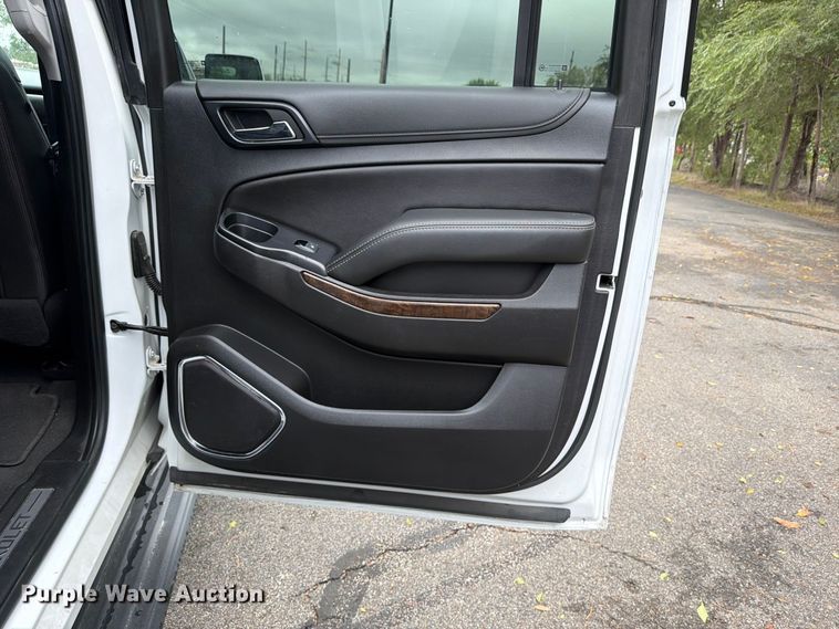 image for item DO5955 2020 Chevrolet Suburban SUV