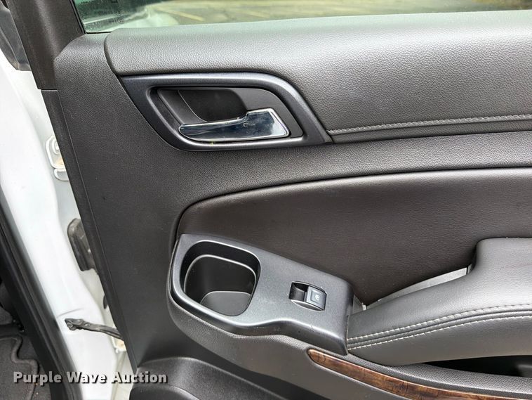 image for item DO5955 2020 Chevrolet Suburban SUV