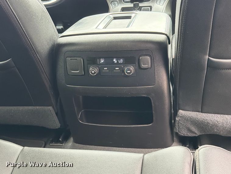 image for item DO5955 2020 Chevrolet Suburban SUV