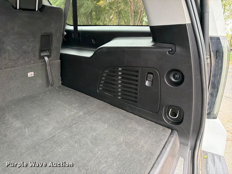 image for item DO5955 2020 Chevrolet Suburban SUV