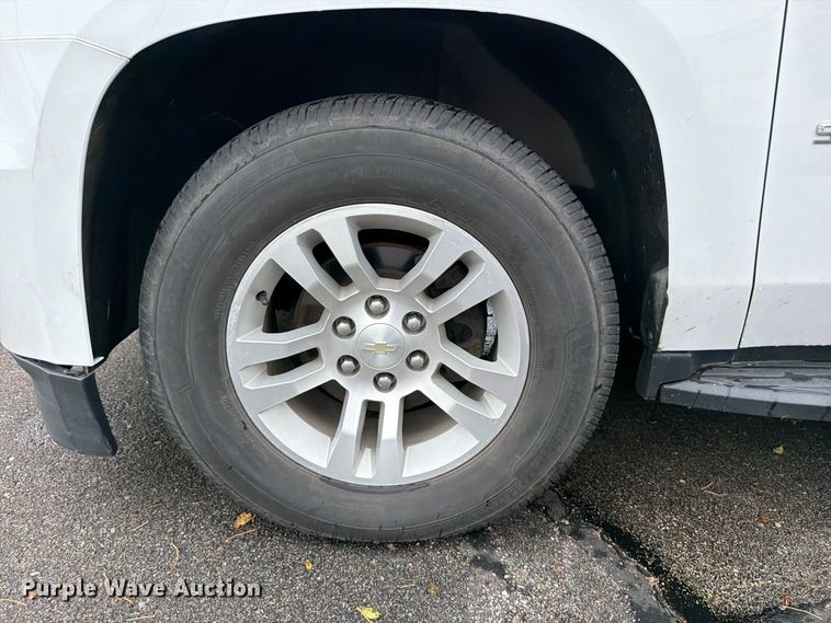 image for item DO5955 2020 Chevrolet Suburban SUV