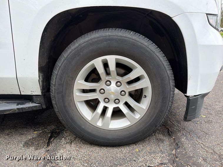 image for item DO5955 2020 Chevrolet Suburban SUV