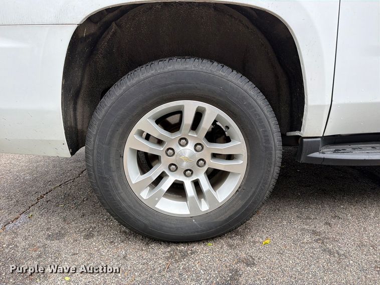 image for item DO5955 2020 Chevrolet Suburban SUV
