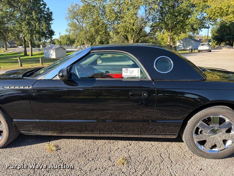 image for item DT3041 2002 Ford Thunderbird convertible