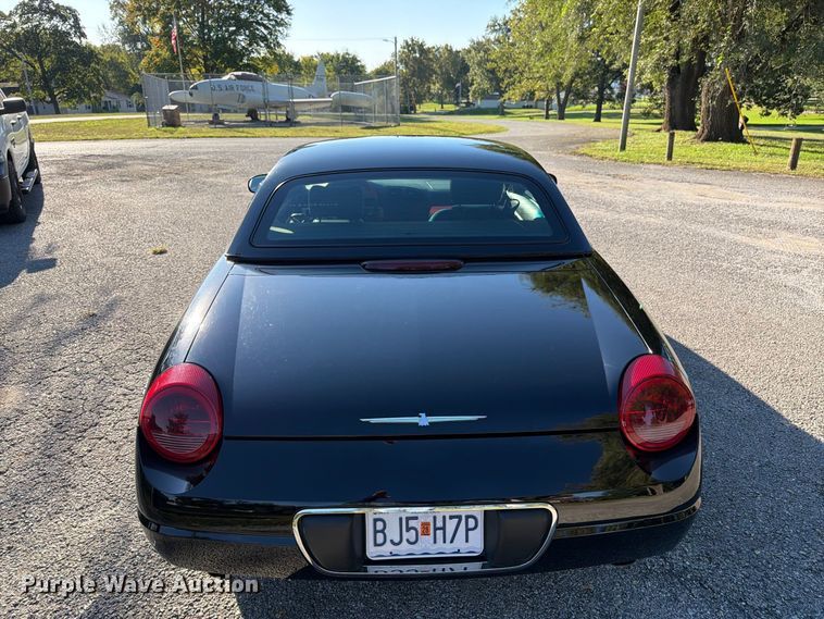 image for item DT3041 2002 Ford Thunderbird convertible