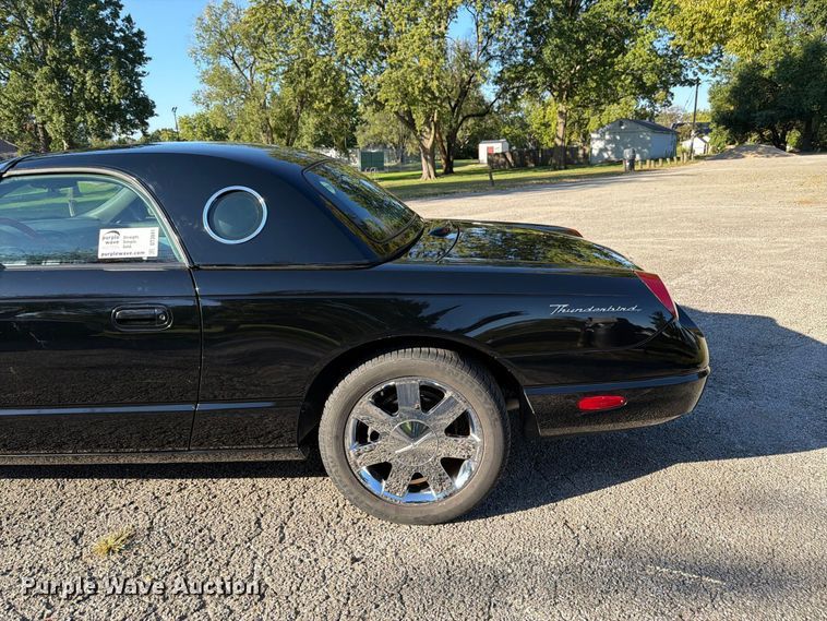 image for item DT3041 2002 Ford Thunderbird convertible