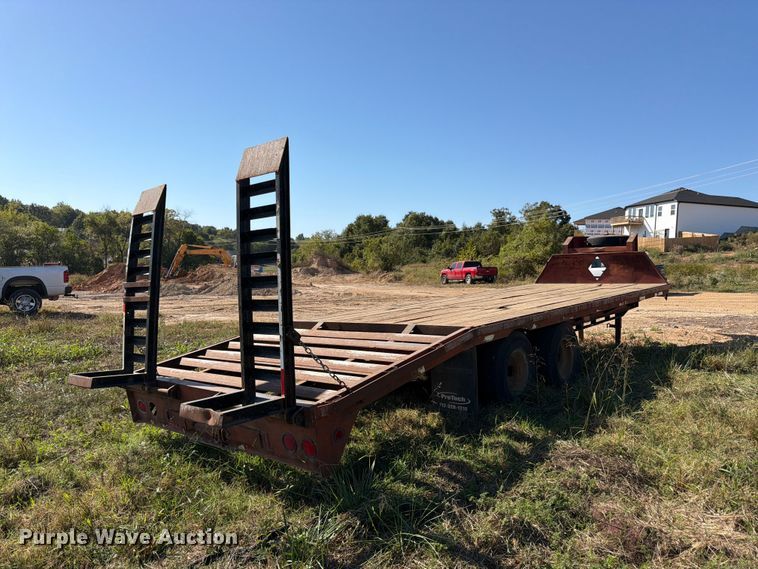 image for item DT3046 1996 Diamond C Trailers equipment trailer