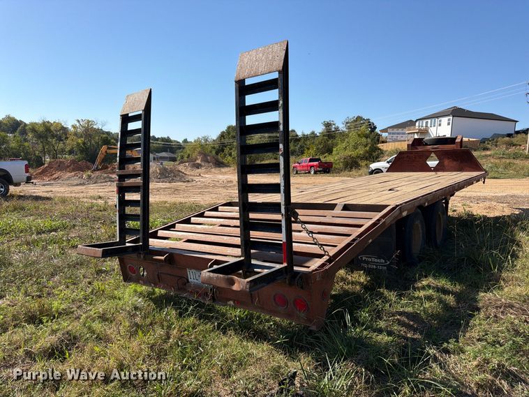 image for item DT3046 1996 Diamond C Trailers equipment trailer
