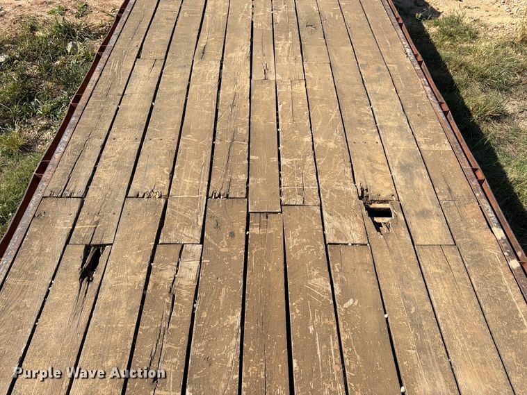 image for item DT3046 1996 Diamond C Trailers equipment trailer