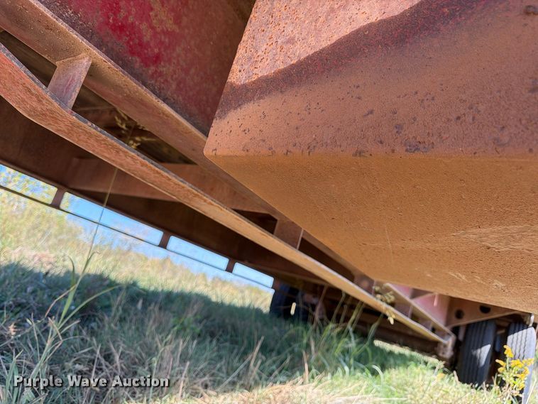 image for item DT3046 1996 Diamond C Trailers equipment trailer