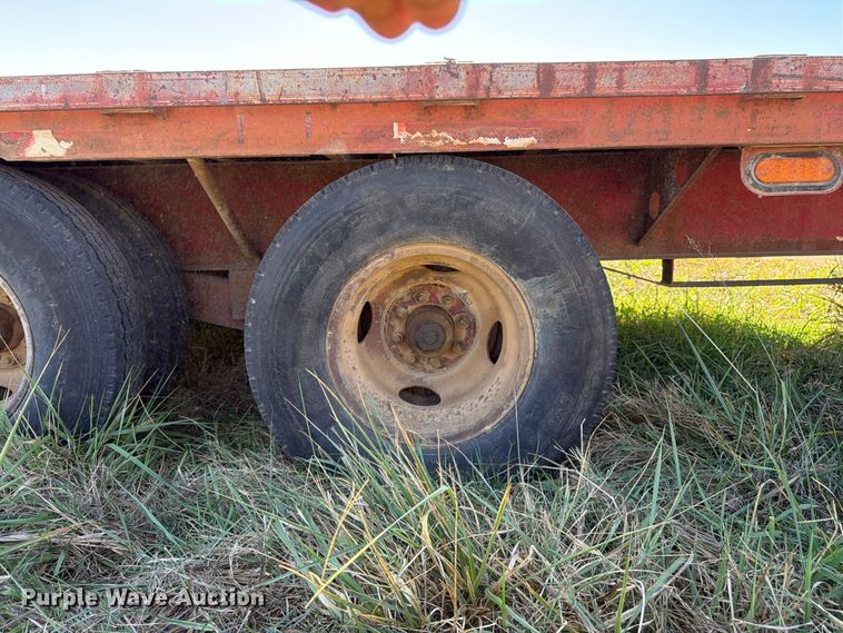 image for item DT3046 1996 Diamond C Trailers equipment trailer