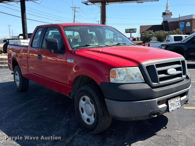 image for item DT3047 2006 Ford F-150 Ext. Cab pickup truck