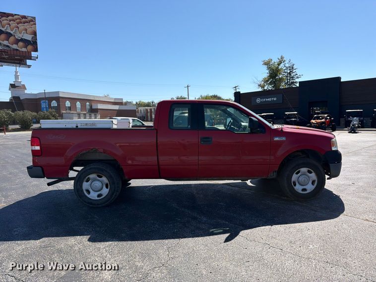 image for item DT3047 2006 Ford F-150 Ext. Cab pickup truck