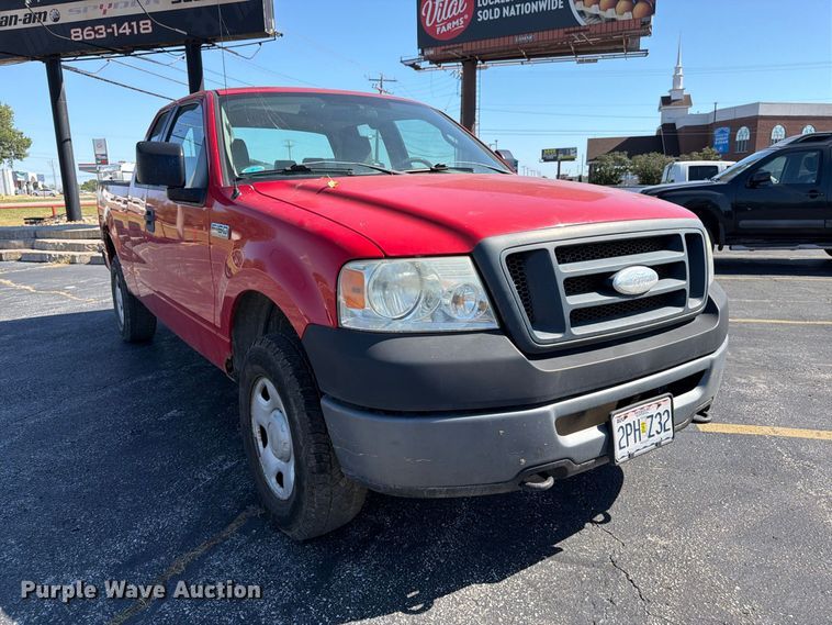 image for item DT3047 2006 Ford F-150 Ext. Cab pickup truck