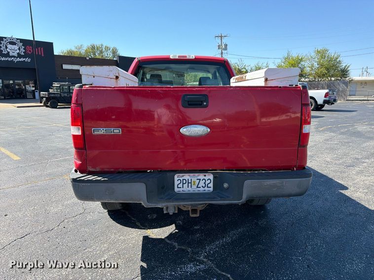 image for item DT3047 2006 Ford F-150 Ext. Cab pickup truck