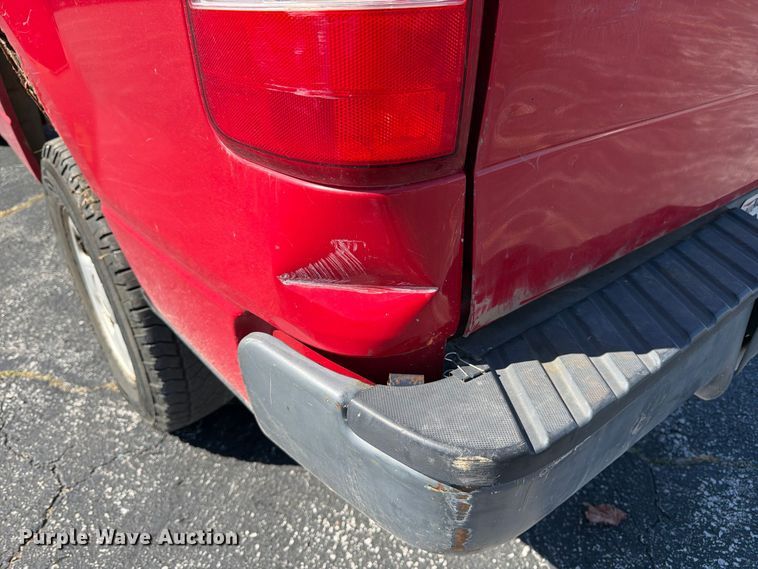 image for item DT3047 2006 Ford F-150 Ext. Cab pickup truck