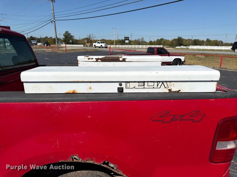 image for item DT3047 2006 Ford F-150 Ext. Cab pickup truck
