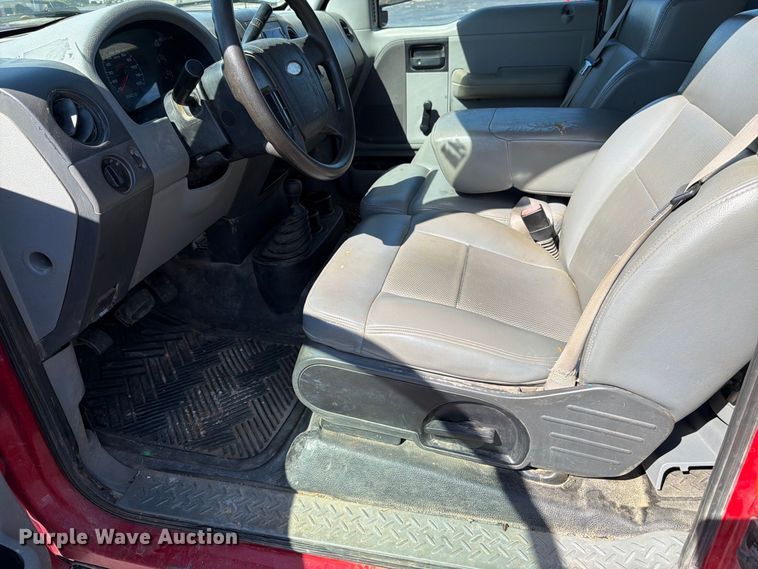 image for item DT3047 2006 Ford F-150 Ext. Cab pickup truck
