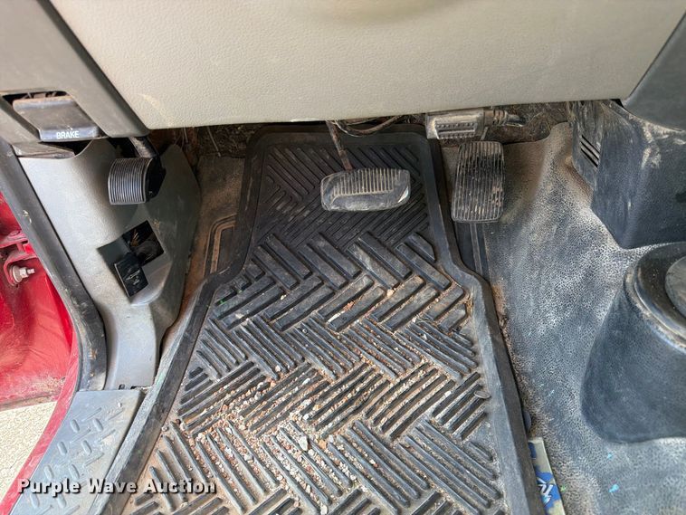 image for item DT3047 2006 Ford F-150 Ext. Cab pickup truck
