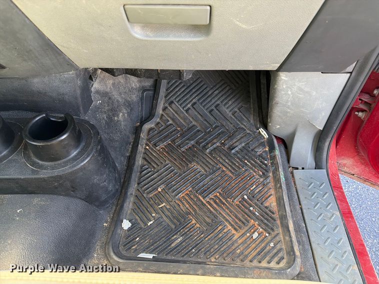 image for item DT3047 2006 Ford F-150 Ext. Cab pickup truck