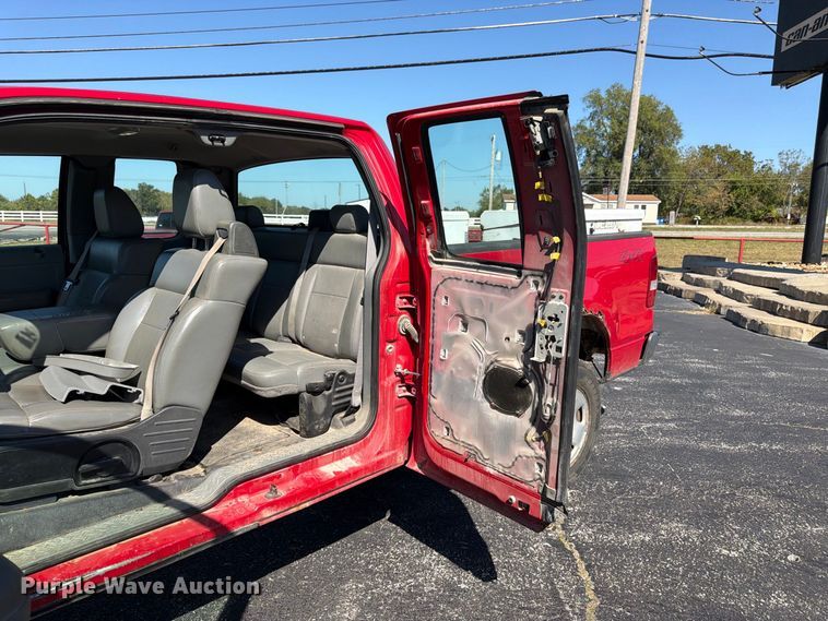 image for item DT3047 2006 Ford F-150 Ext. Cab pickup truck