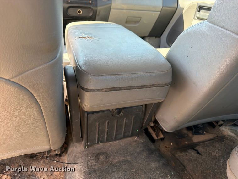 image for item DT3047 2006 Ford F-150 Ext. Cab pickup truck
