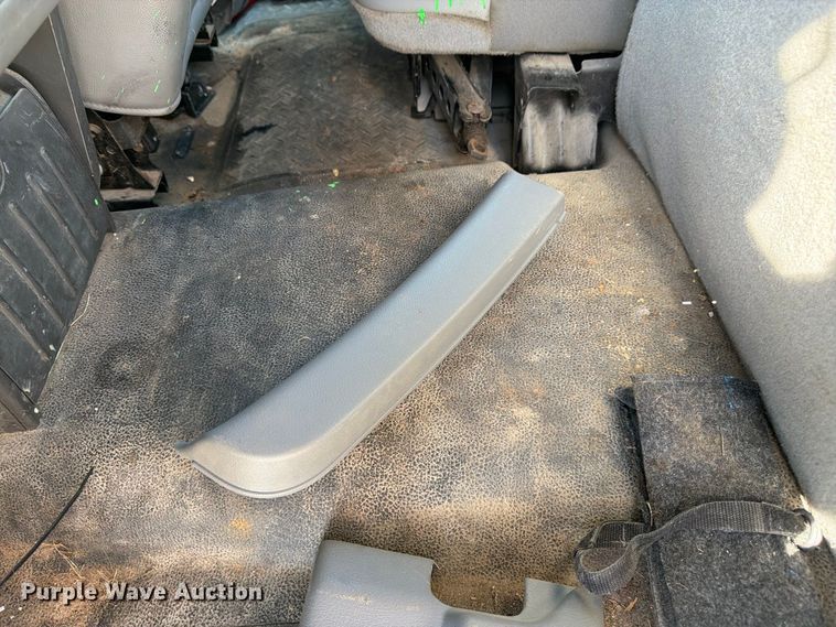 image for item DT3047 2006 Ford F-150 Ext. Cab pickup truck