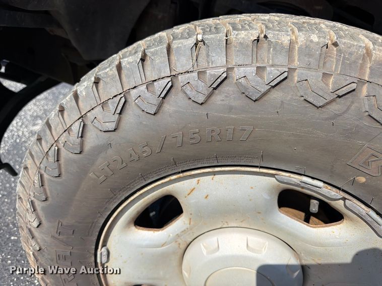 image for item DT3047 2006 Ford F-150 Ext. Cab pickup truck