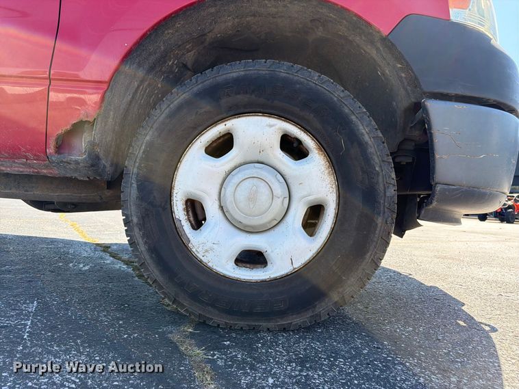 image for item DT3047 2006 Ford F-150 Ext. Cab pickup truck