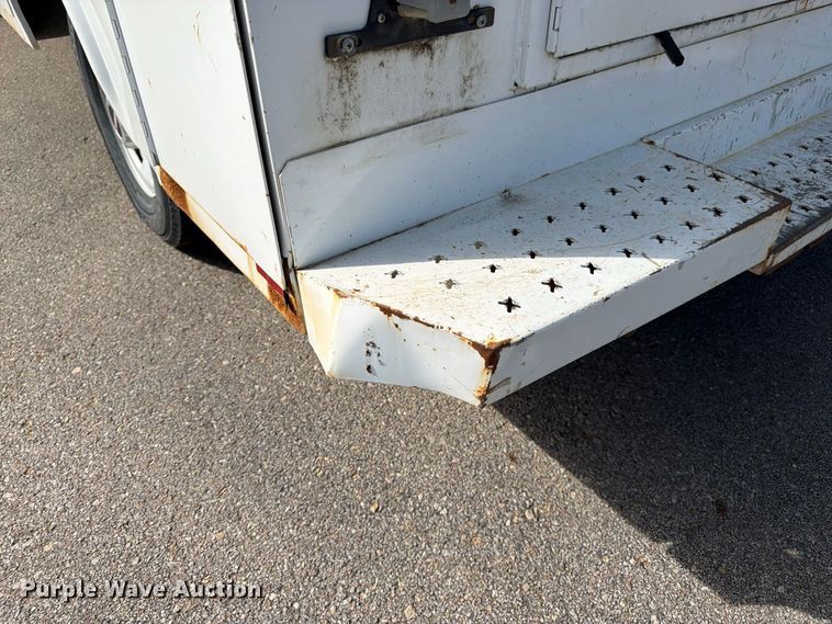 image for item DT3050 2014 GMC Savana utility van