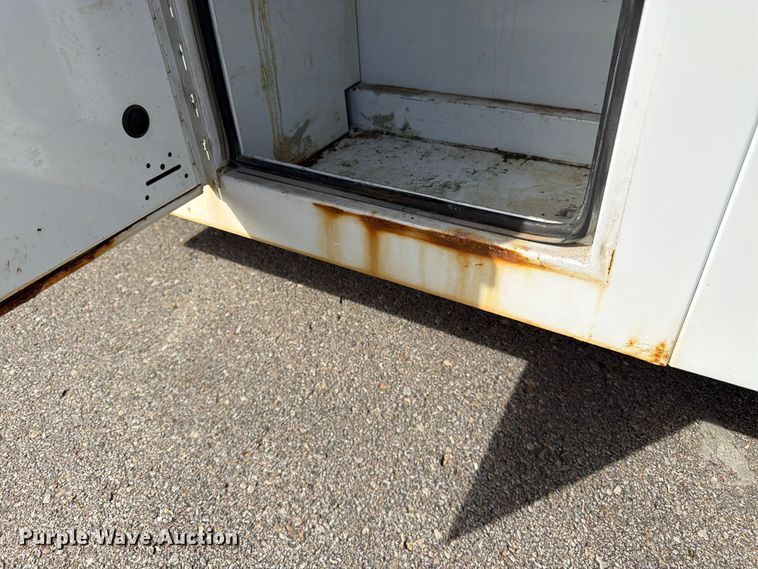 image for item DT3050 2014 GMC Savana utility van