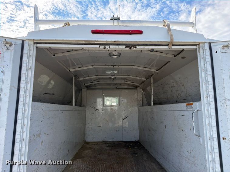 image for item DT3050 2014 GMC Savana utility van