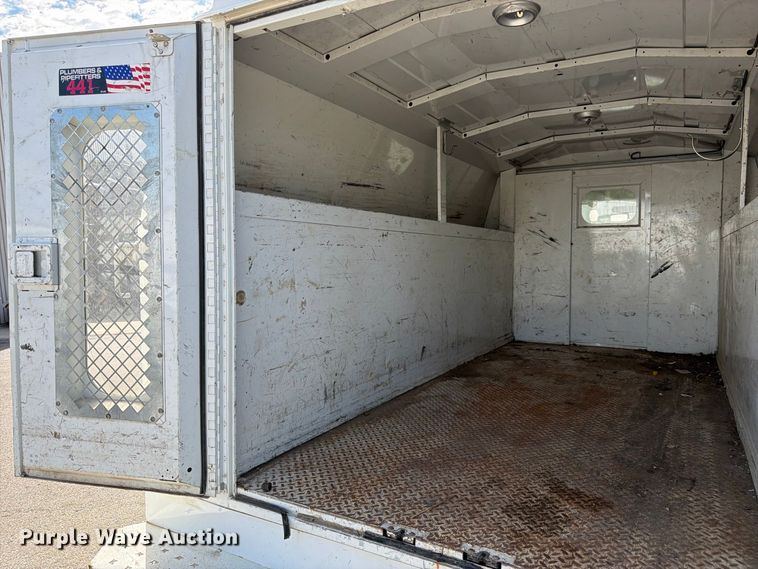 image for item DT3050 2014 GMC Savana utility van