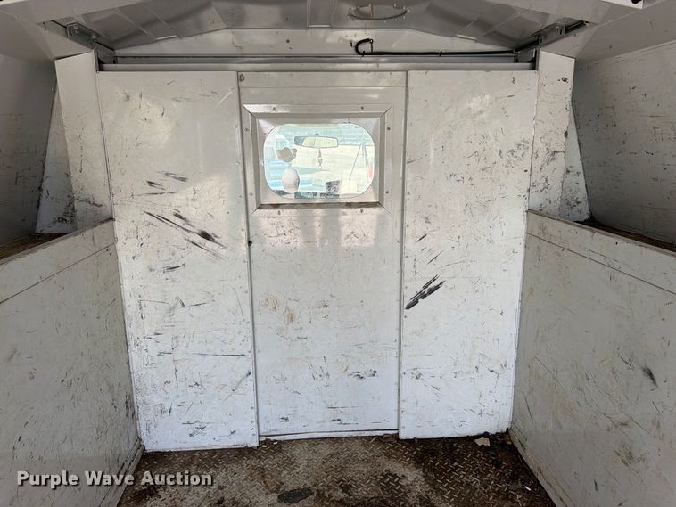 image for item DT3050 2014 GMC Savana utility van