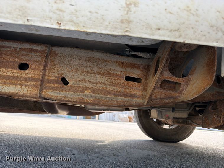 image for item DT3050 2014 GMC Savana utility van