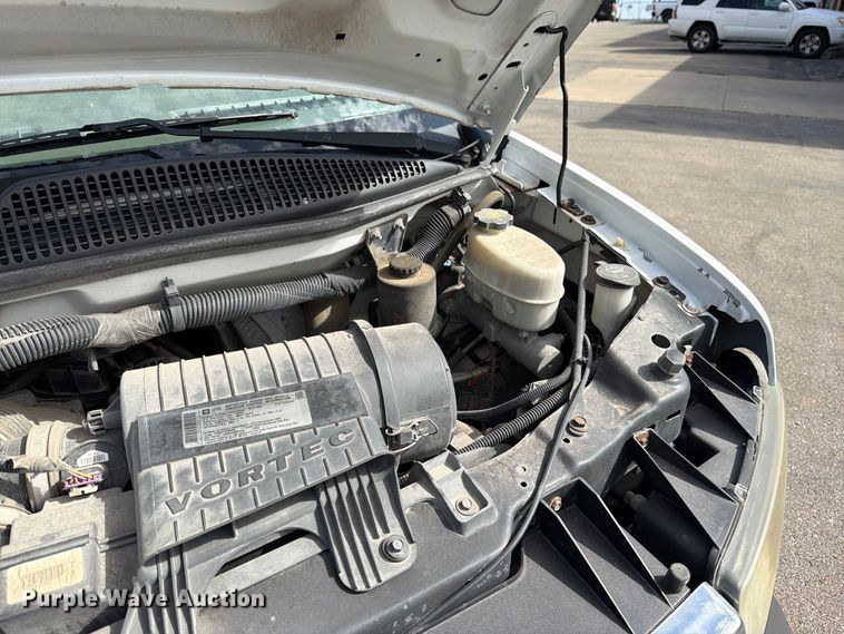 image for item DT3050 2014 GMC Savana utility van