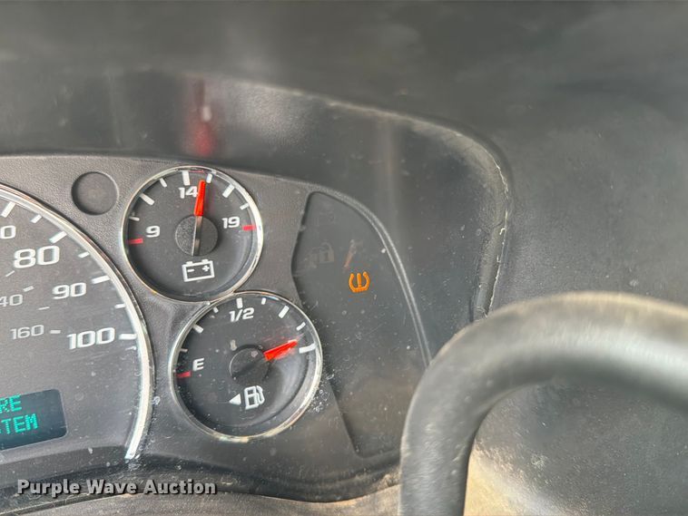 image for item DT3051 2018 GMC Savana utility van
