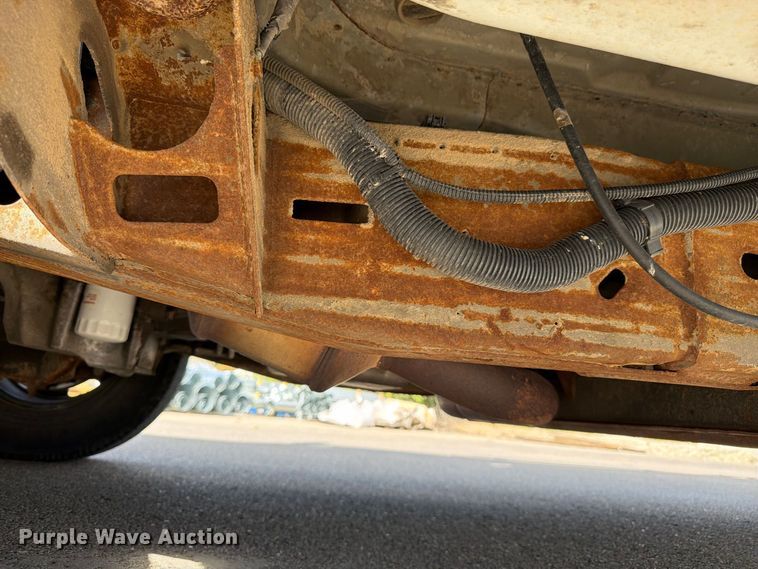 image for item DT3051 2018 GMC Savana utility van
