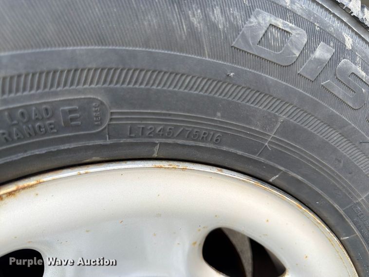 image for item DT3051 2018 GMC Savana utility van