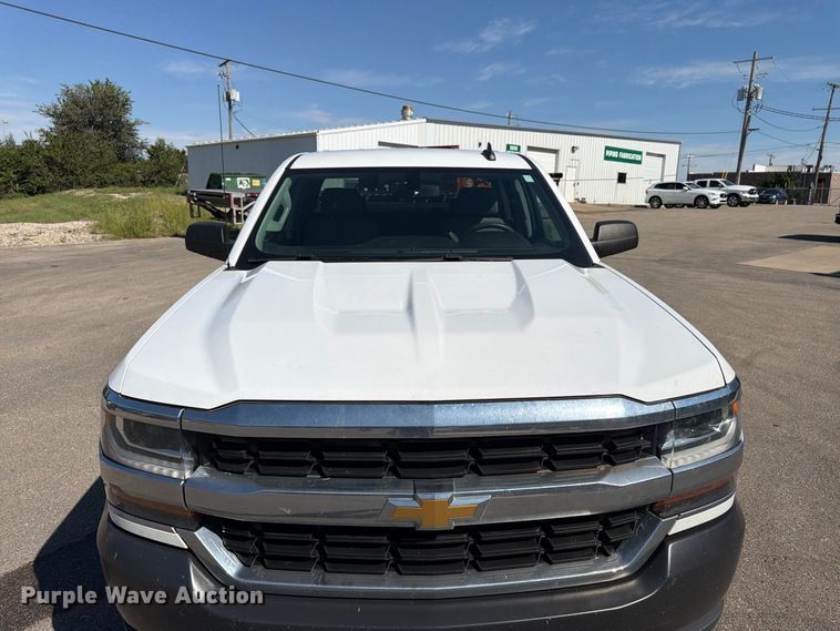 image for item DT3052 2016 Chevrolet Silverado 1500 Ext. Cab pickup truck