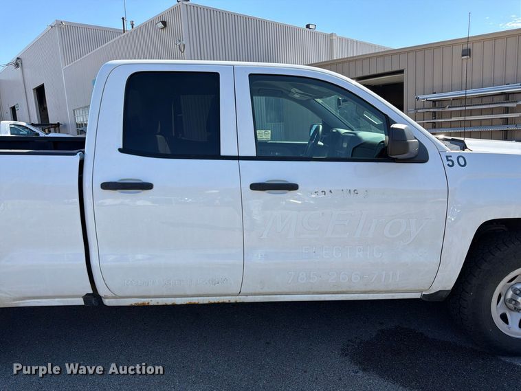 image for item DT3052 2016 Chevrolet Silverado 1500 Ext. Cab pickup truck