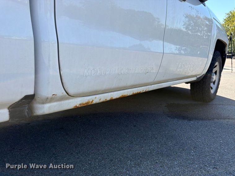image for item DT3052 2016 Chevrolet Silverado 1500 Ext. Cab pickup truck
