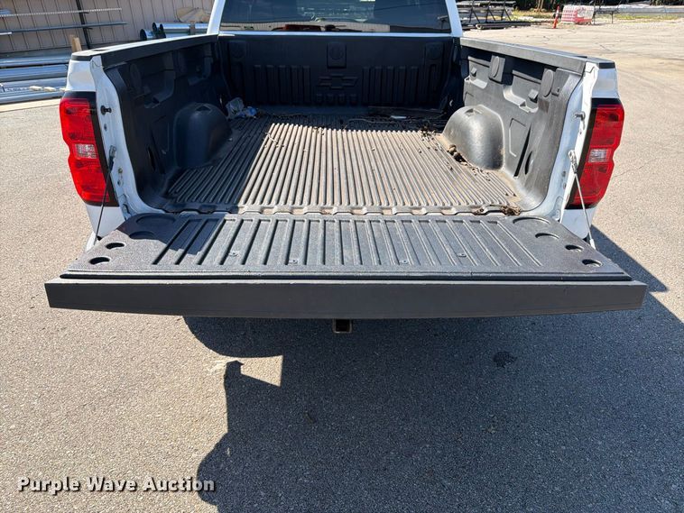 image for item DT3052 2016 Chevrolet Silverado 1500 Ext. Cab pickup truck