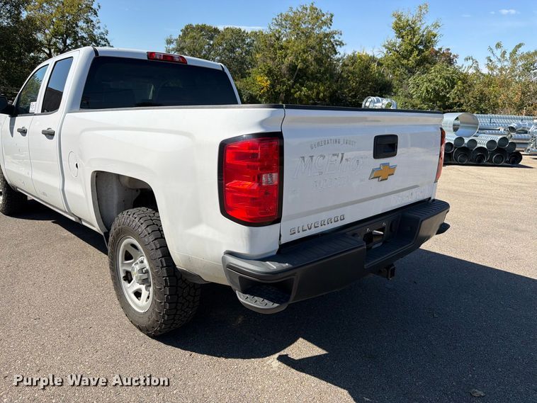 image for item DT3052 2016 Chevrolet Silverado 1500 Ext. Cab pickup truck