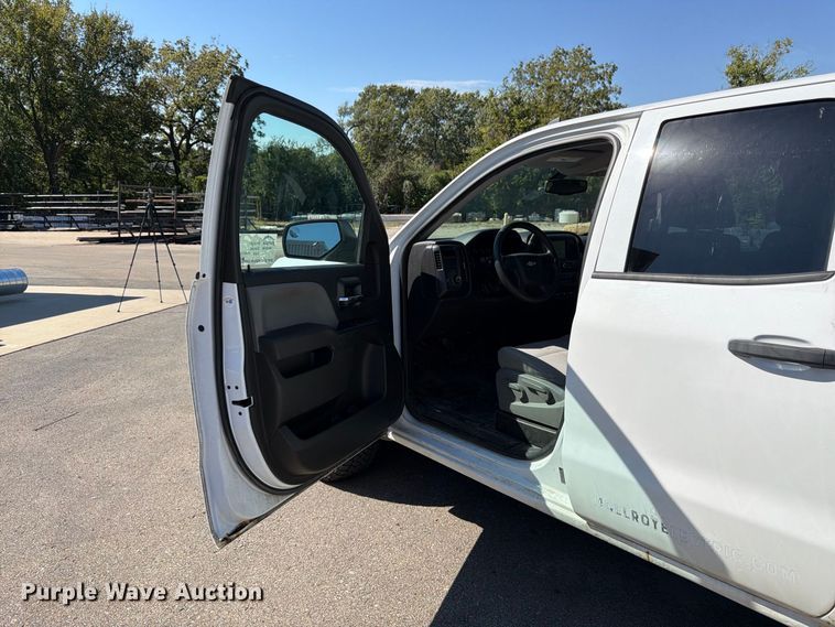 image for item DT3052 2016 Chevrolet Silverado 1500 Ext. Cab pickup truck