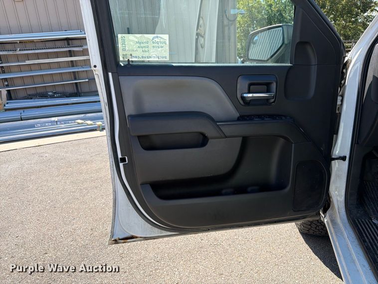 image for item DT3052 2016 Chevrolet Silverado 1500 Ext. Cab pickup truck