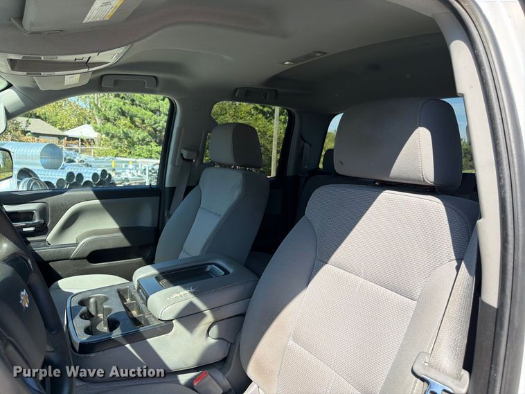 image for item DT3052 2016 Chevrolet Silverado 1500 Ext. Cab pickup truck